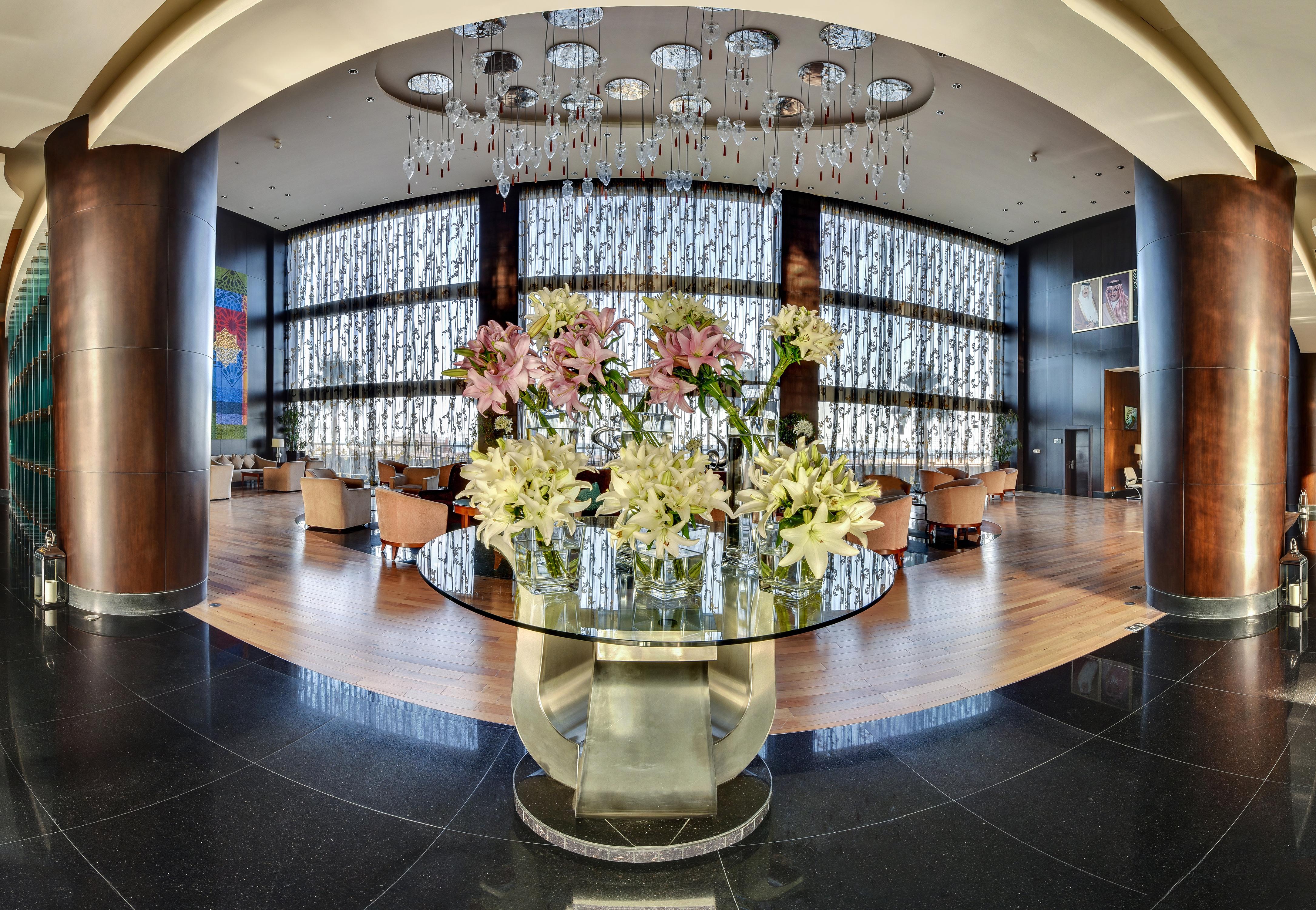 Sofitel Al Khobar The Corniche Otel Dış mekan fotoğraf The lobby of the hotel