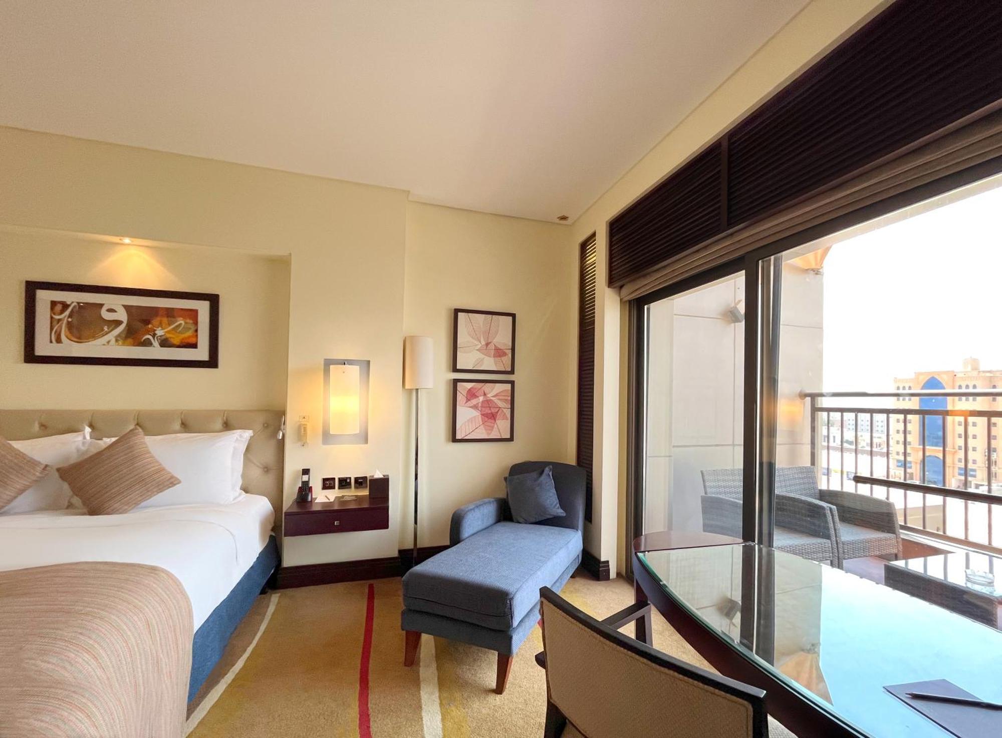 Sofitel Al Khobar The Corniche Otel Dış mekan fotoğraf A room at the Taj Bengal